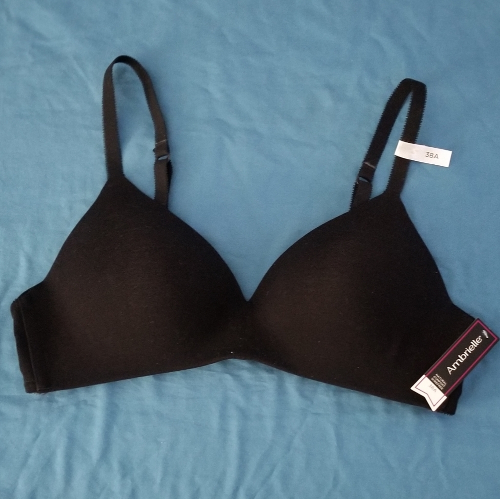 NWT - Black Bra 38A